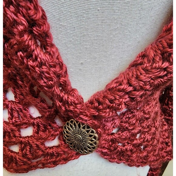 Red Crochet Shrug Bolero Granny Square Stitch - Picture 3 of 7